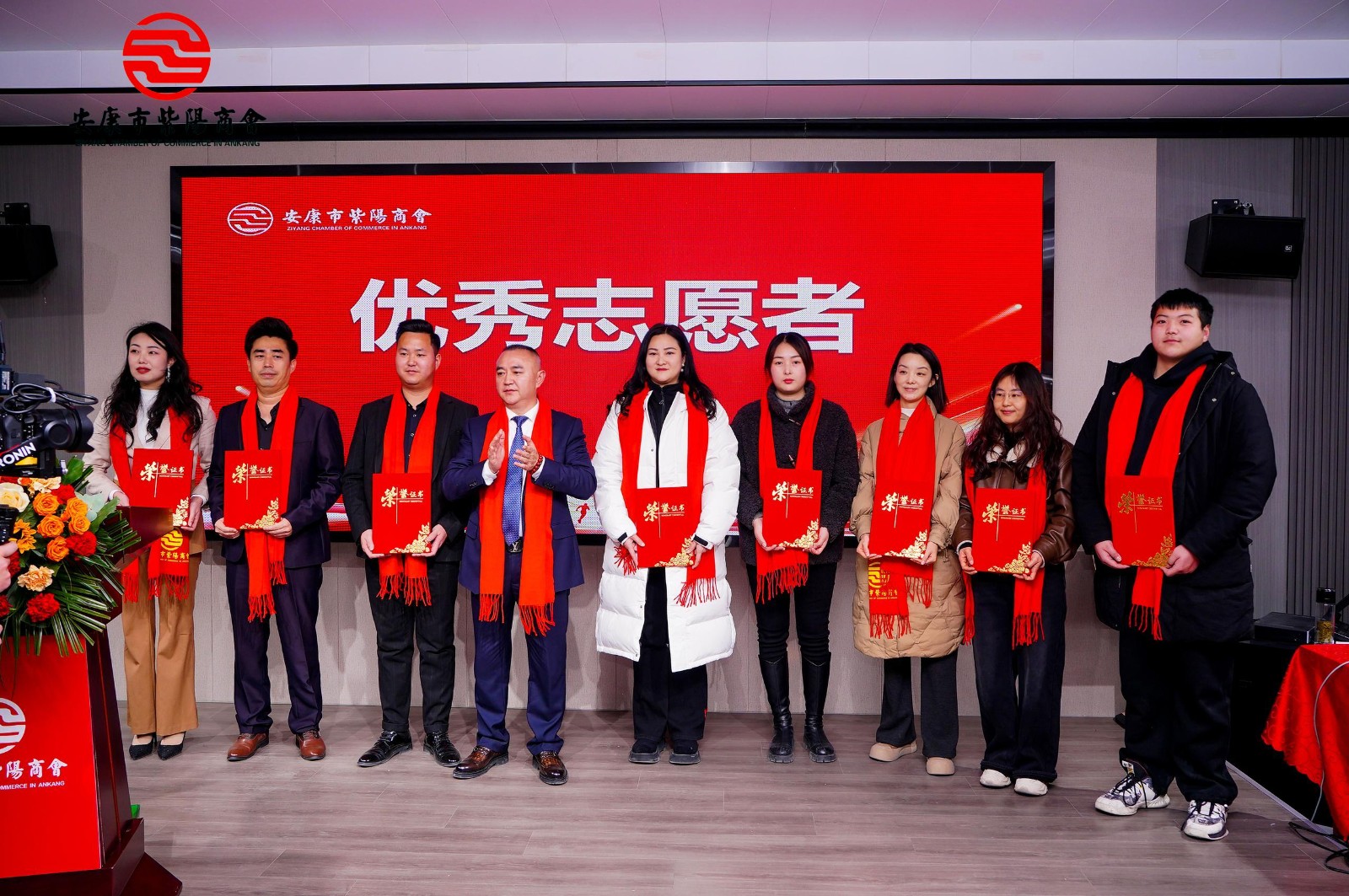 携手奋进 共赢未来---优米app ios第二届会员代表大会第三次会议胜利召开!