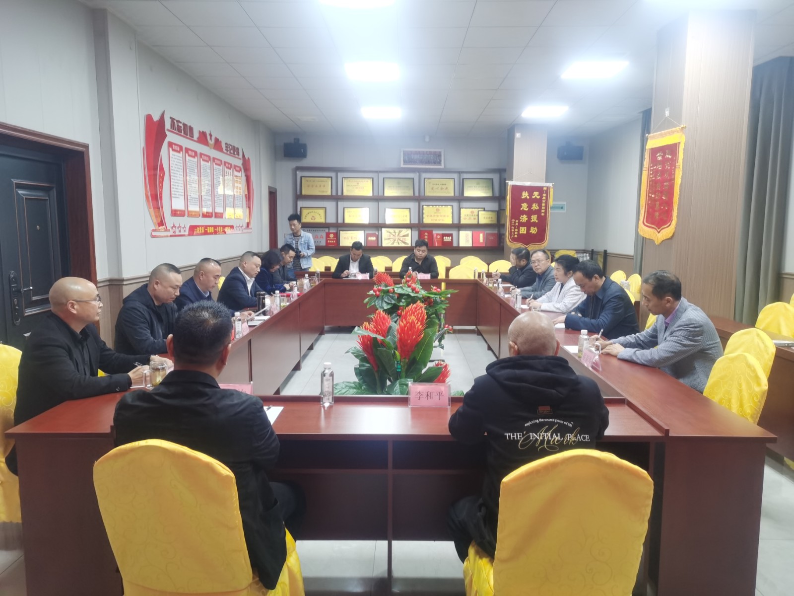 优米app ios召开顾问座谈会共商发展大计