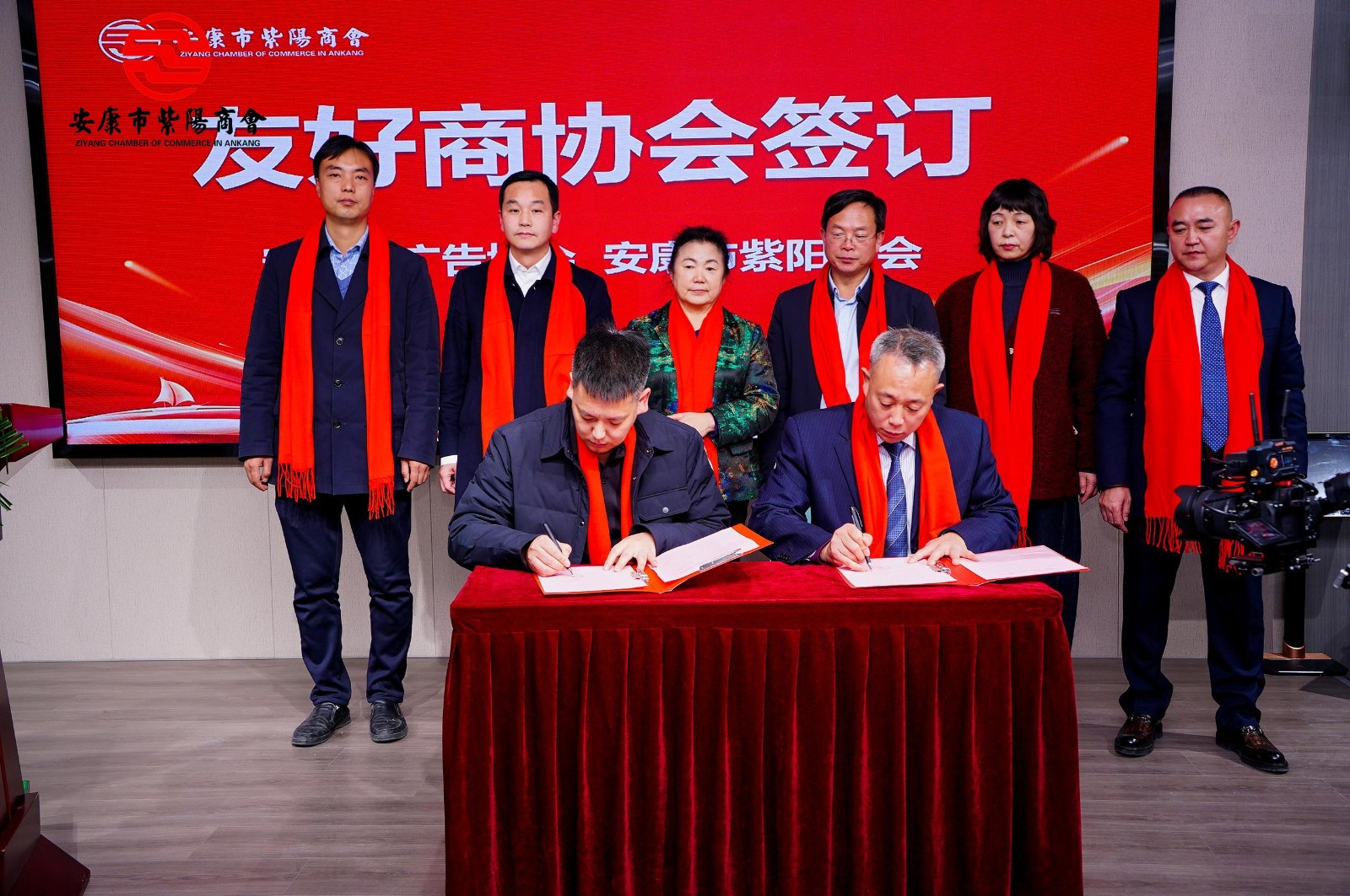 携手奋进 共赢未来---优米app ios第二届会员代表大会第三次会议胜利召开！